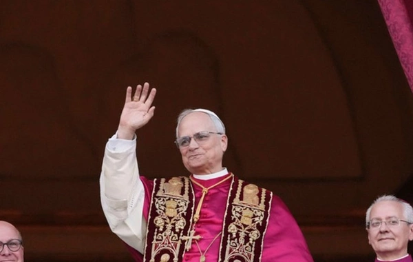 Yeni Roma Papası ilk ayini keçirib