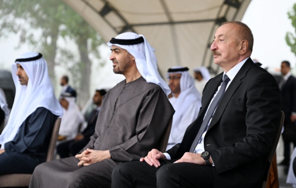 İlham Əliyev Şeyx Məhəmməd bin Zayed Al Nəhyana Qarabağ atı hədiyyə edib