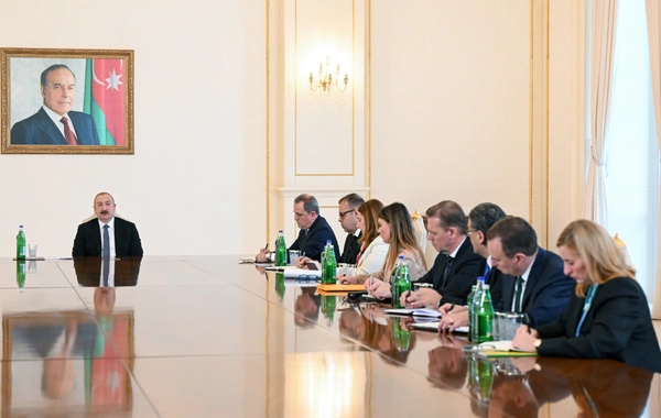 Prezident İlham Əliyev NATO nümayəndə heyətini qəbul edib