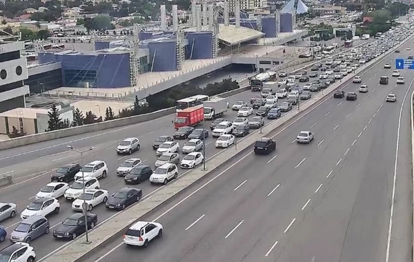 Bakının tıxaclı yolları açıqlanıb