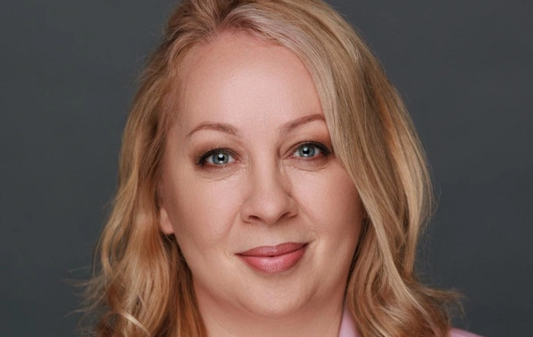 45 yaşlı aktrisa 15 yaşlı qızı ilə qəzada öldü