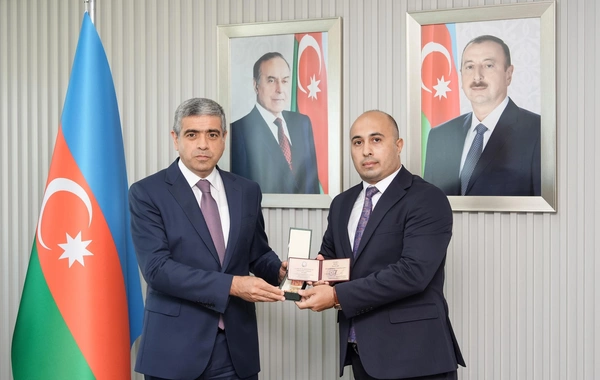 ƏƏSMN-in təltif edilmiş əməkdaşlarına vəsiqələr və medallar təqdim olunub