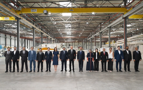 Prezident İlham Əliyev Qaradağ rayonunda kağız və gigiyenik məhsulların istehsalı müəssisəsinin açılışında iştirak edib