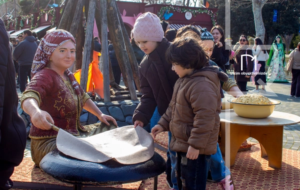 Bakı bulvarı baharı fərqli ab-havada qarşılayır