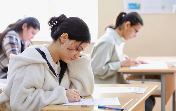 DİM yeddi imtahan keçirib, doqquz nəfərdə telefon aşkarlanıb