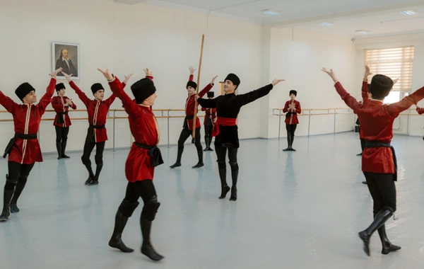 Leyla Əliyeva Bakı Xoreoqrafiya Akademiyasının qonağı olub