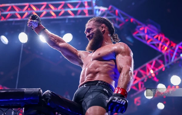 Bakıda tarixi UFC gecəsi: Fiziyevdən möhtəşəm qələbə - FOTOREPORTAJ