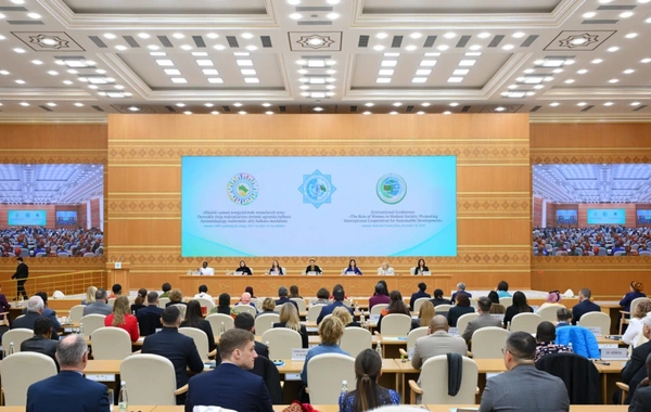 Leyla Əliyeva Türkmənistanda beynəlxalq konfransda iştirak edib