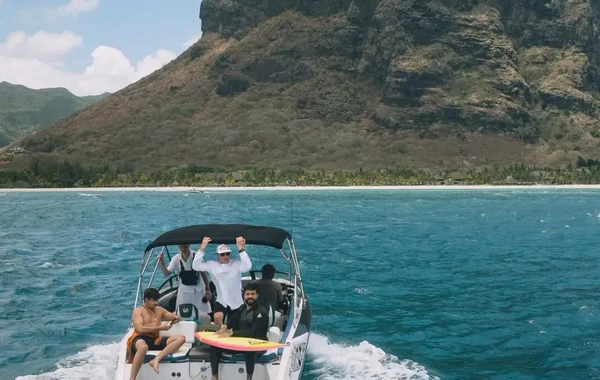 Timati showed how he vacations in Mauritius with two children and his beloved