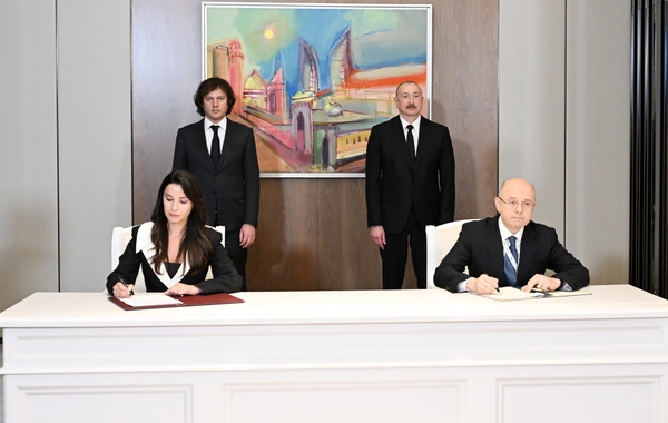 İlham Əliyevin Gürcüstanın Baş naziri ilə görüşü olub