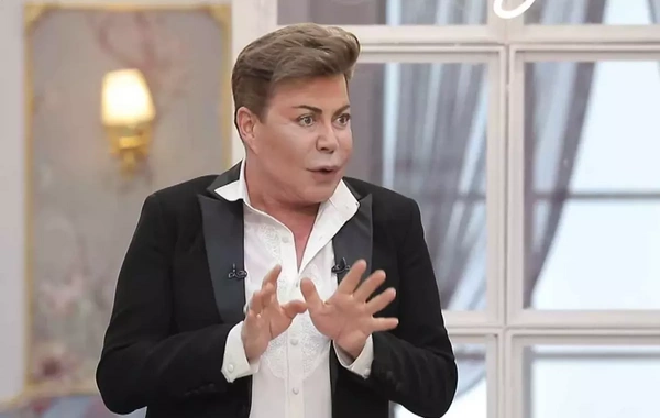 Qohumları hələ reanimasiyada olan müğənninin mirasına görə dava edir