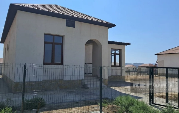Növrəs Cəfərov: Soltanlı kəndində yaşayış evlərinin inşasında işlərin 50 %-i görülüb