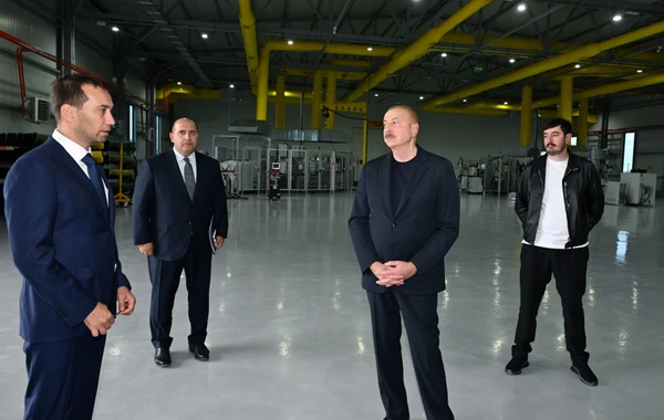 Prezident Ağdam Sənaye Parkında görülən işlərlə tanış olub, zavodların açılışlarında iştirak edib