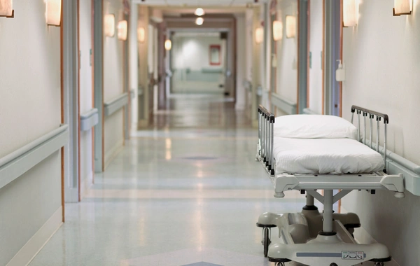 10 kiloqram arıqlayan müğənni: Ölümdən döndüm