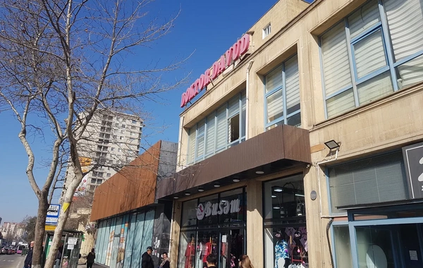 Pediatr olan məşhur baş həkim qastroenteroloq işləyirmiş - Klinikada ciddi nöqsanlar aşkarlandı