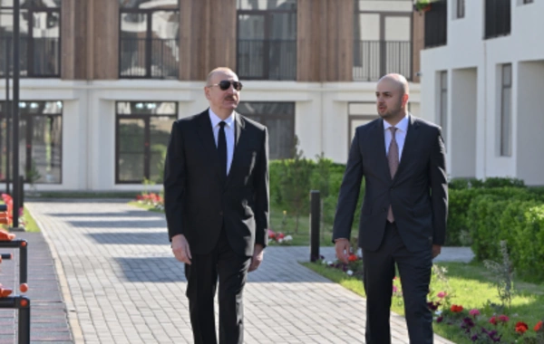 İlham Əliyev Zəngilanda inşa olunmuş ilk yaşayış kompleksinin açılışında iştirak edib