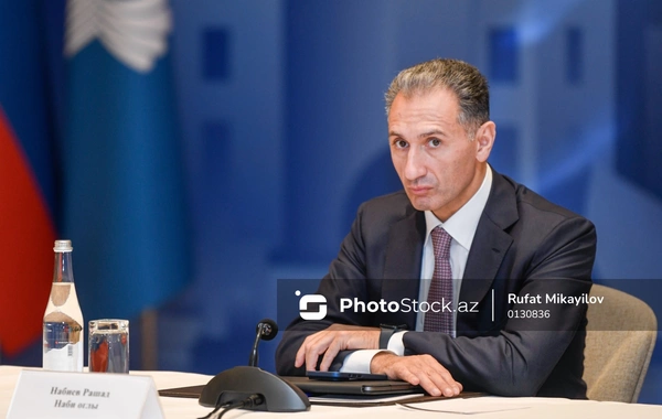 Rəşad Nəbiyev: Yollarda cəmi 20 000 taksi var və sosial problemlər yoxdur