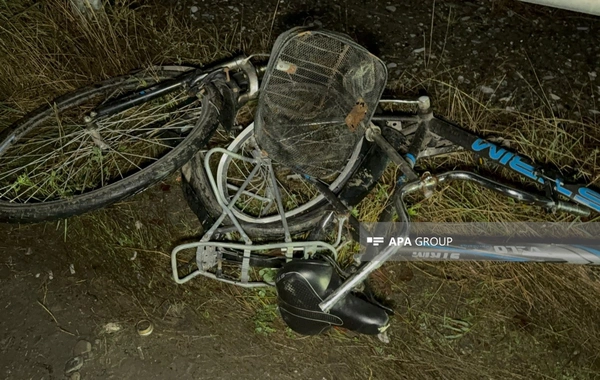 Bakı-Qazax yolunda avtomobil velosipedçini vuraraq öldürüb
