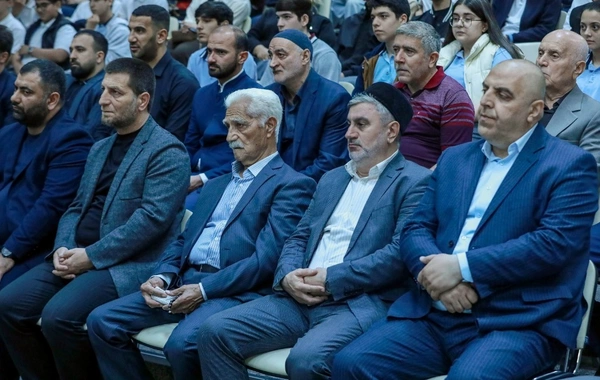 Milli dəyərlər və gənclərin gələcəyi mövzusunda tədbir keçirilib