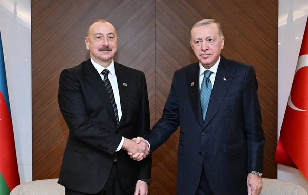 Prezident İlham Əliyev Albaniyada Rəcəb Tayyib Ərdoğan ilə görüşüb