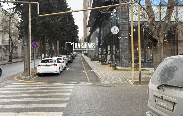 Bakıda parkinq restoran tərəfindən zəbt olunub?