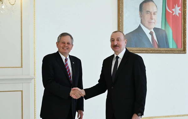 Prezident İlham Əliyev ABŞ Senatının Xarici Əlaqələr Komitəsinin üzvünü qəbul edib