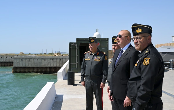 Prezident İlham Əliyev Hərbi Dəniz Qüvvələrində olub