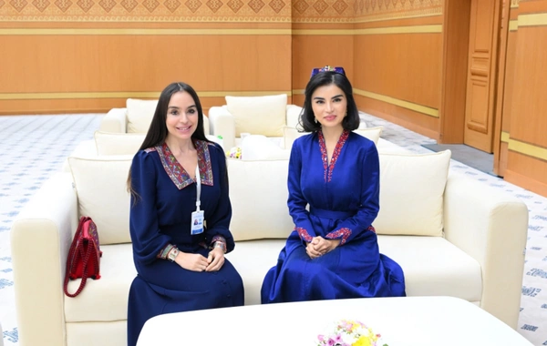 Leyla Əliyeva Özbəkistan Respublikası Prezidenti Administrasiyasının rəhbəri ilə görüşüb
