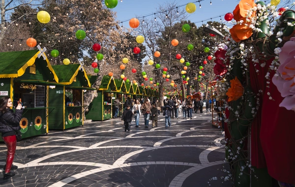 Yurdumuza bahar gəlir!