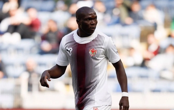 "Neftçi" klubu Vensan Abubakarı transfer etdiyini açıqlayıb