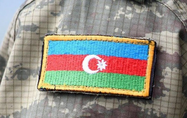 Bu şəxslər universitet bitirsə də, 18 ay xidmət edəcək