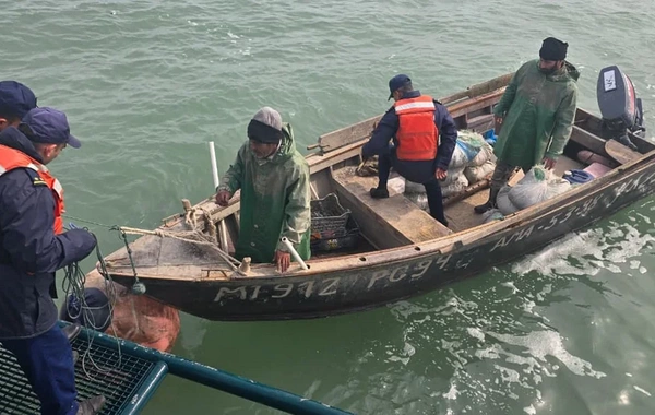 Xəzər dənizində köməksiz vəziyyətdə qalan azərbaycanlı balıqçılar xilas edilib