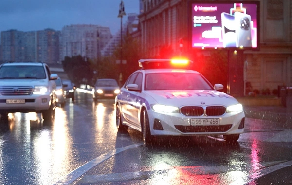 Polis yağışlı hava ilə əlaqədar gücləndirilmiş iş rejiminə keçib
