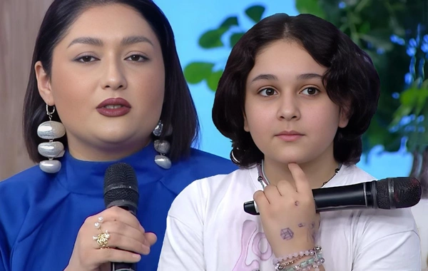 Nərmin Kərimbəyovanın qızı Dilarə ilk dəfə efirdə qonaq oldu
