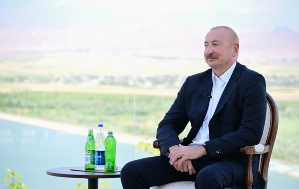 Prezident İlham Əliyev Naxçıvanda Azərbaycan Televiziyasına müsahibə verib