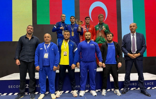 Azərbaycan boksçuları Avropa çempionatını 8 medalla başa vurub Azərbaycan boksçuları Avropa çempionatını 8 medalla başa vurub