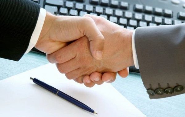 Əmək Məcəlləsinə ailə vəzifələri olan işçi anlayışı əlavə edilir