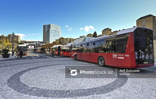 В Баку изменен график движения общественного транспорта в новогоднюю ночь