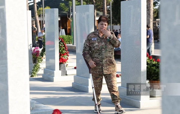 Vətən müharibəsinin ildönümü ilə əlaqədar Hərbi Memorial Məzarlığa ziyarət başlayıb