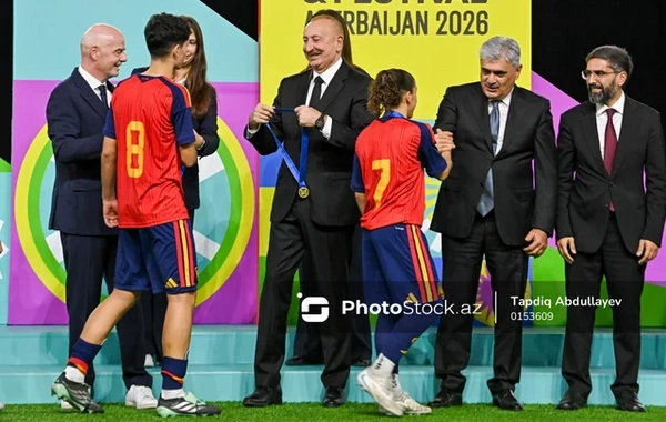 Ilham Aliyev watched the final match of the FIFA U-15 World Cup and Festival, took part in the award ceremony