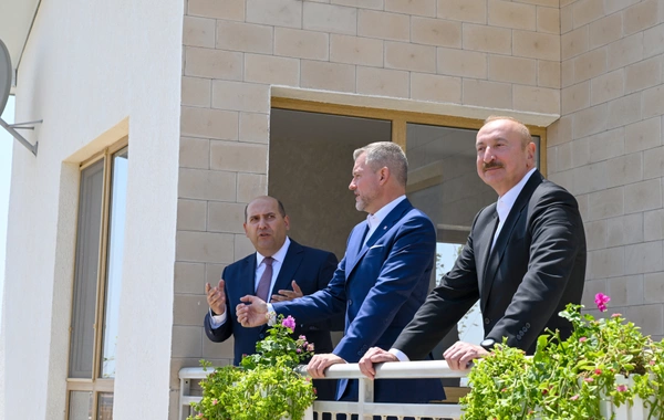 Azərbaycan və Slovakiya prezidentləri Ağdamın Baş Qərvənd kəndində görülən işlərlə tanış olublar