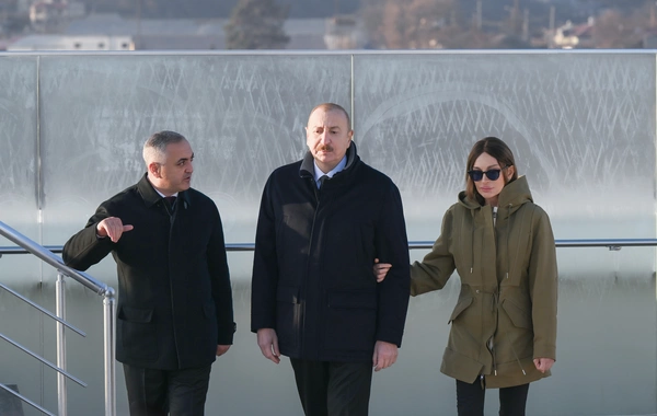 Prezident İlham Əliyev Xankəndi şəhərində Zəfər parkının açılışında iştirak edib