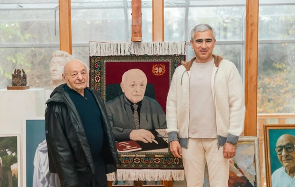 Anar Ələkbərov Xalq rəssamı Ömər Eldarovu evində ziyarət edib
