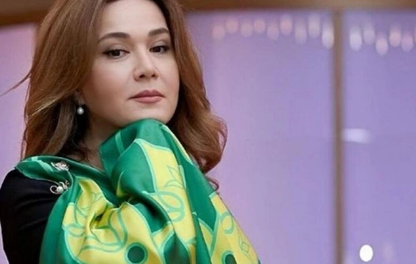 Tıxacdan şikayətlənən Xalq artisti: 1 saat 23 dəqiqə tərpənmədən qalmaq...