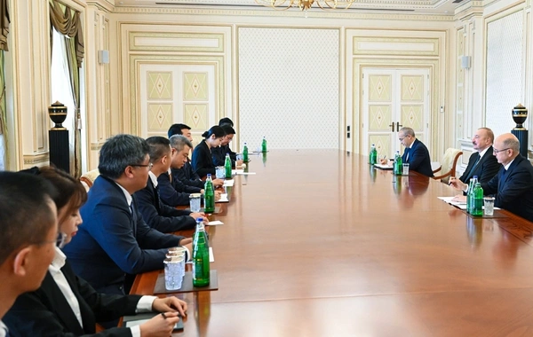 İlham Əliyev Çinin "China Datang Corporation Ltd." şirkətinin nümayəndə heyətini qəbul edib