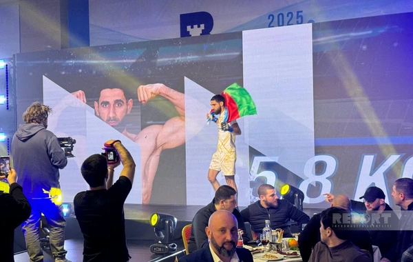 Beynəlxalq döyüş gecəsində azərbaycanlı idmançılar uğurla çıxış edir