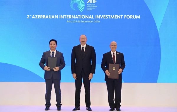 II Azərbaycan Beynəlxalq İnvestisiya Forumunda sənədlər mübadilə edilib