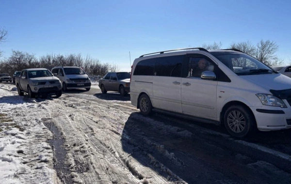 Движение на трассе Баку - Шамахы - Евлах полностью остановлено