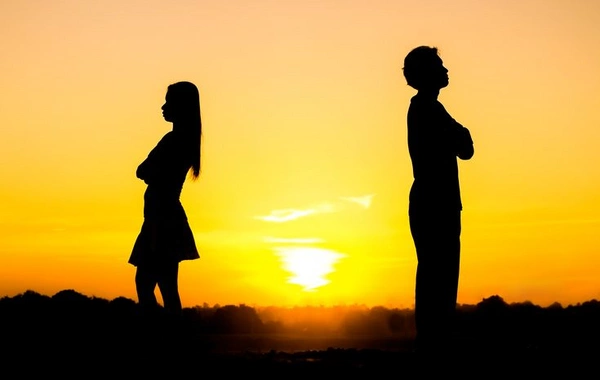 Baku residents shared the most unusual reasons for breaking up: Her laugh was just terrible