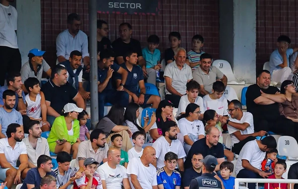 Sabahı Mançester Yunaytedlə oyunda 300-ə yaxın azarkeş dəstəkləyəcək